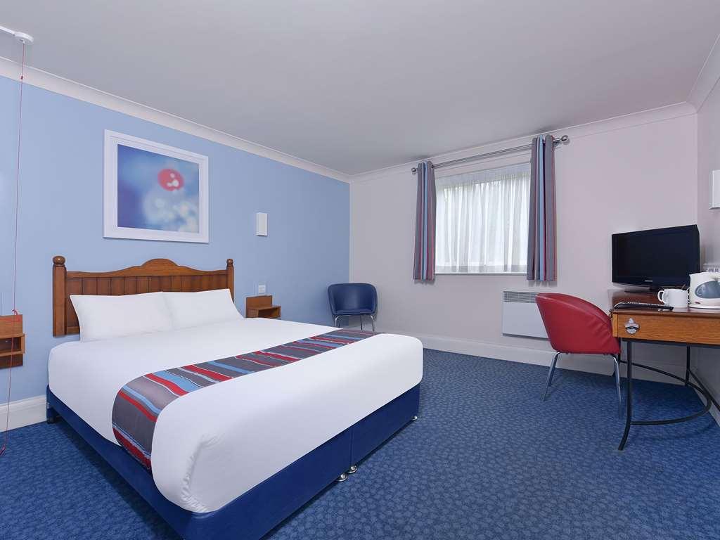 Travelodge Warrington Lowton Cameră foto
