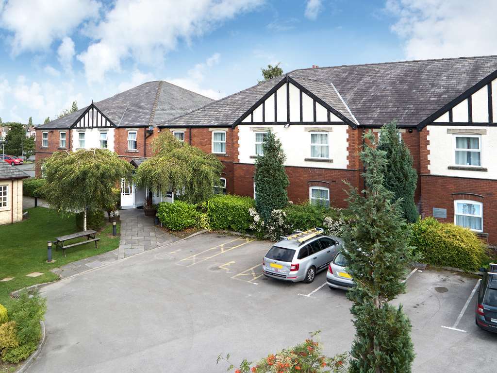Travelodge Warrington Lowton Exterior foto